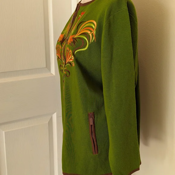 Bob Mackie Green Cardigan with Rooster Design - Picture 2 of 6